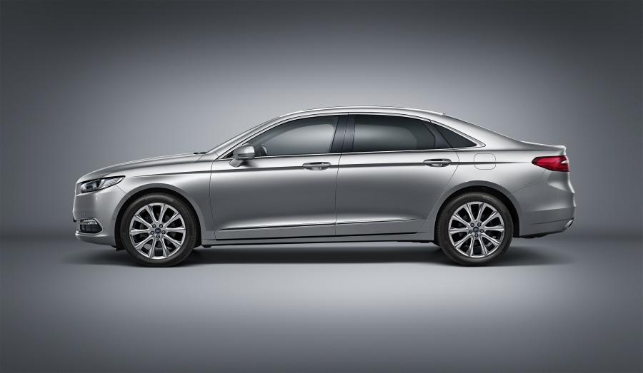  Ford Taurus 2015 года  (CN) (фото 3 из 6)